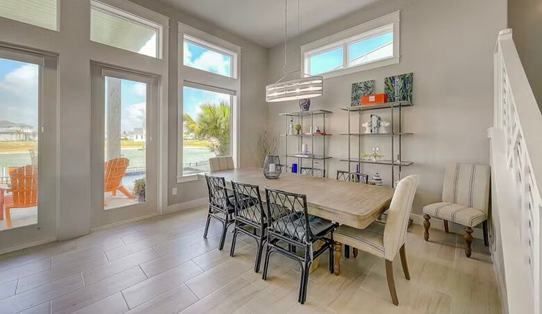 Waterfront Haven with Private Pool and Dock - Rockport, Texas