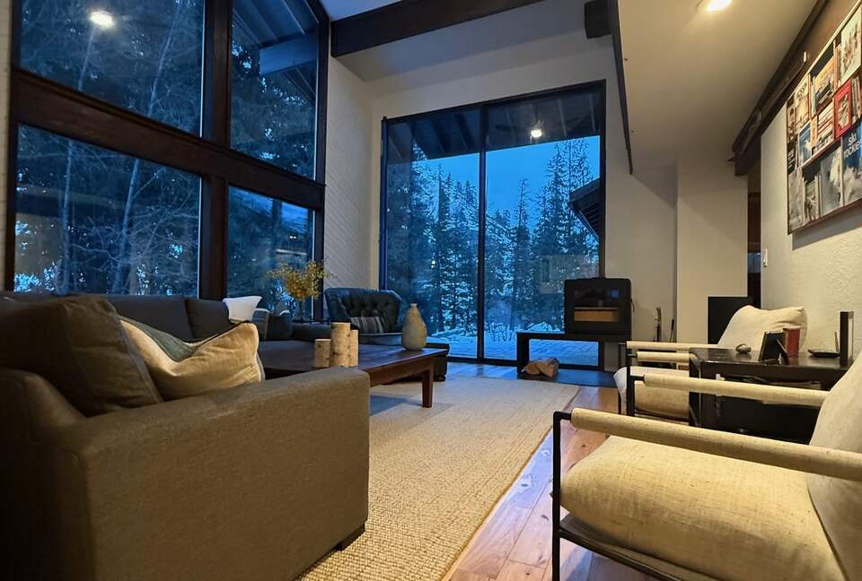 Icicle Canyon River House - Seattle, Washington