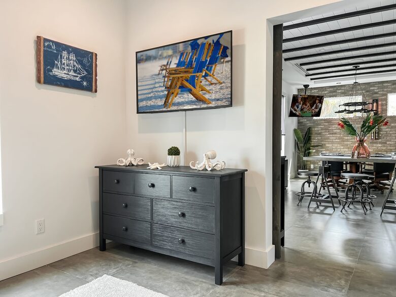 Modern Industrial Oasis in the Heart of Tampa - Tampa, Florida