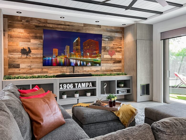 Modern Industrial Oasis in the Heart of Tampa - Tampa, Florida