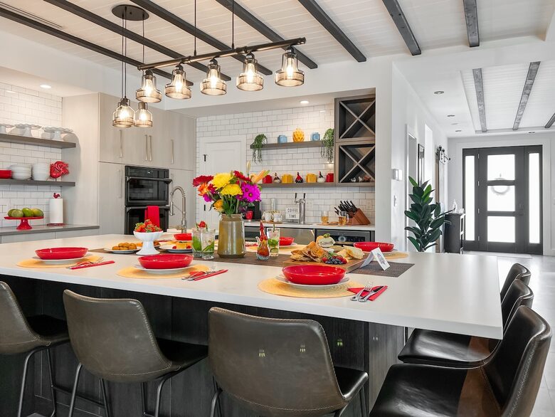 Modern Industrial Oasis in the Heart of Tampa - Tampa, Florida