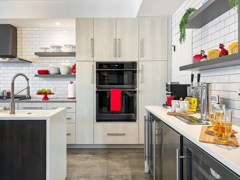 Modern Industrial Oasis in the Heart of Tampa - Tampa, Florida