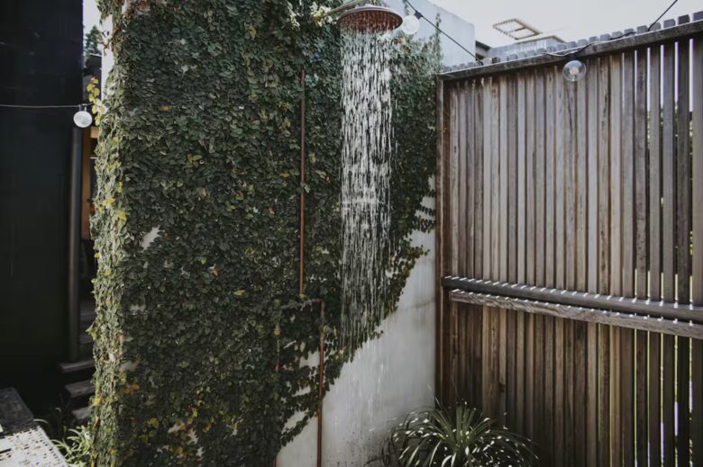 Banksia House | A Coastal Retreat of Natural Elegance - Kings Beach, Australia