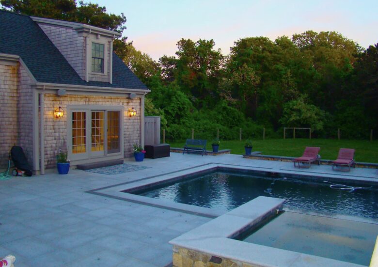 Timeless Secluded Luxury Steps from Historic Edgartown - Edgartown, Massachusetts