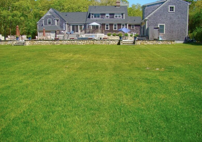 Timeless Secluded Luxury Steps from Historic Edgartown - Edgartown, Massachusetts