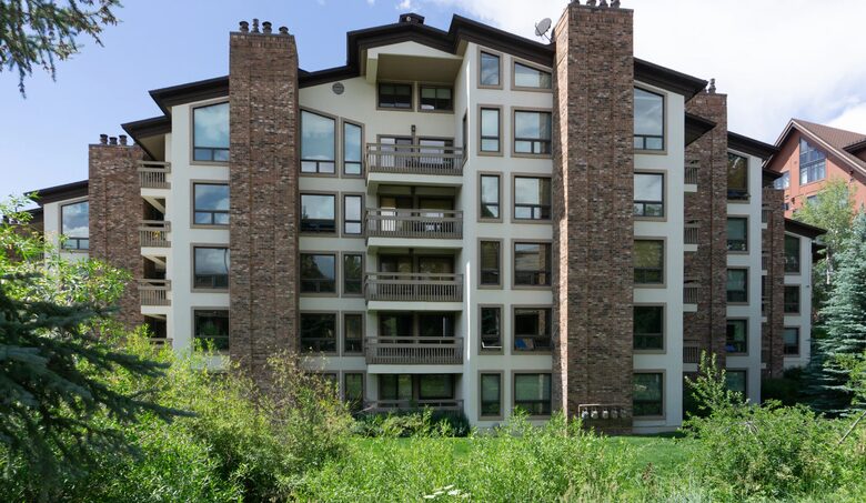 Ski-In/Ski-Out Steamboat Condo with Mountain Views - Steamboat Springs, Colorado