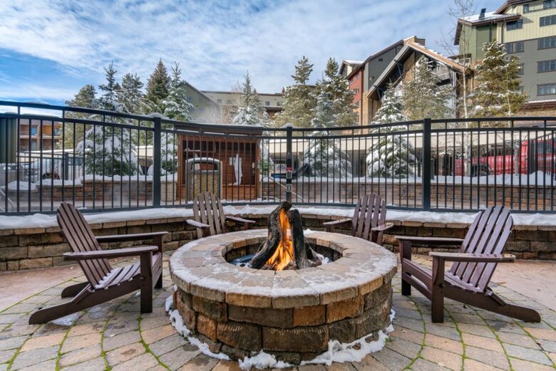 Ski-In/Ski-Out Steamboat Condo with Mountain Views - Steamboat Springs, Colorado