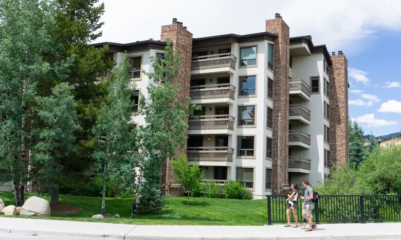 Ski-In/Ski-Out Steamboat Condo with Mountain Views - Steamboat Springs, Colorado