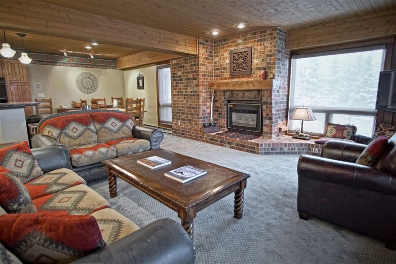 Ski-In/Ski-Out Steamboat Condo with Mountain Views - Steamboat Springs, Colorado