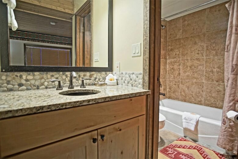 Ski-In/Ski-Out Steamboat Condo with Mountain Views - Steamboat Springs, Colorado