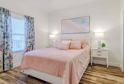 Luxury Retreat Steps from the Sand - New Smyrna Beach, Florida