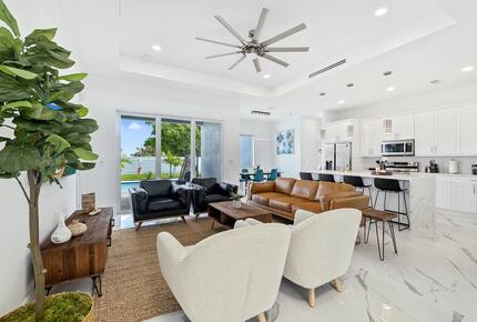 Sunlit Serenity with Private Pool & Outdoor Oasis - Cape Coral, Florida