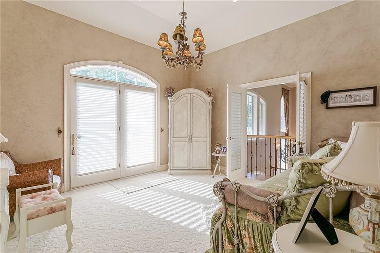 Spacious Finger Lakes Estate with Premier Amenities - Victor, New York
