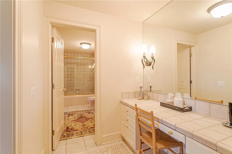 Spacious Finger Lakes Estate with Premier Amenities - Victor, New York