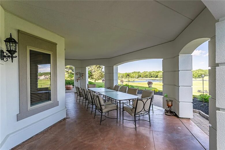 Spacious Finger Lakes Estate with Premier Amenities - Victor, New York