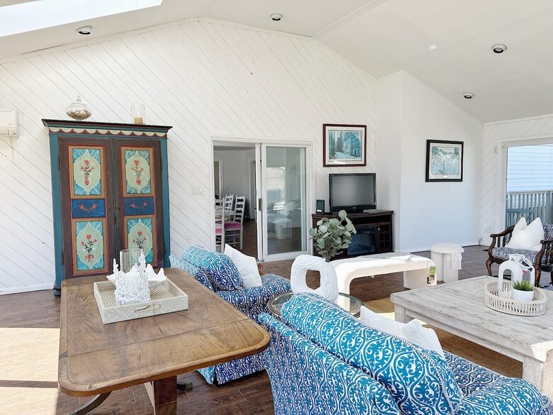 Secluded Westhampton Beach Haven Near the Water - Westhampton Beach, New York