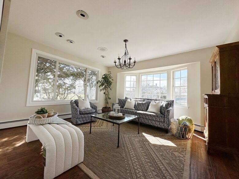 Secluded Westhampton Beach Haven Near the Water - Westhampton Beach, New York