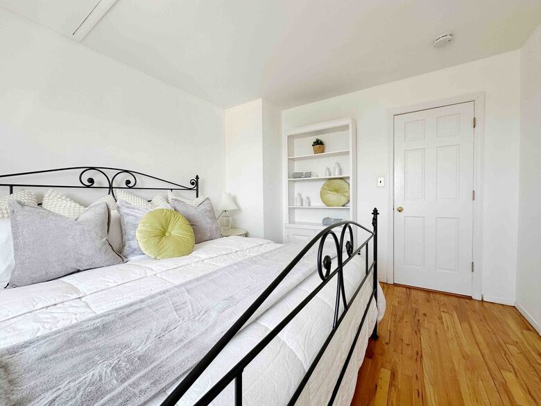 Secluded Westhampton Beach Haven Near the Water - Westhampton Beach, New York