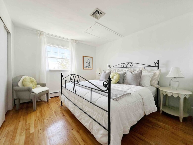 Secluded Westhampton Beach Haven Near the Water - Westhampton Beach, New York