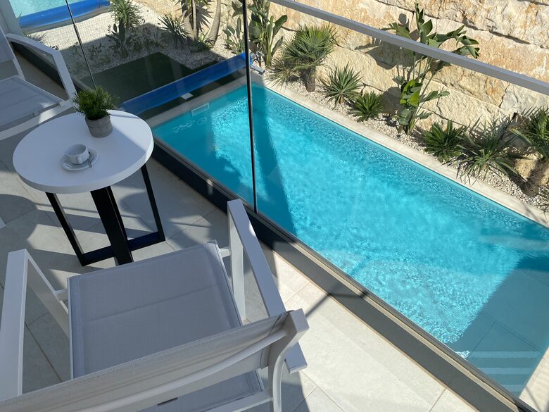 Casa Do Cruzeiro - Stunning Modern Villa with Private Pool and Garden - Foz do Arelho, Portugal
