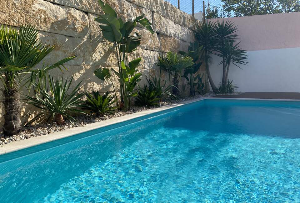 Casa Do Cruzeiro - Stunning Modern Villa with Private Pool and Garden - Foz do Arelho, Portugal