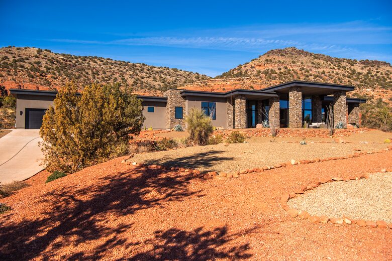 360° Views & Architectural Brilliance in Sedona - Sedona, Arizona