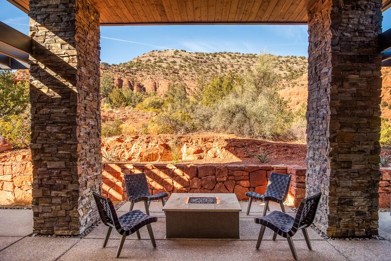 360° Views & Architectural Brilliance in Sedona - Sedona, Arizona