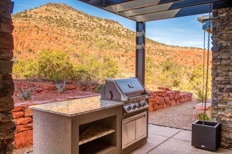 360° Views & Architectural Brilliance in Sedona - Sedona, Arizona