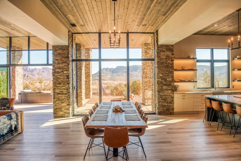 360° Views & Architectural Brilliance in Sedona - Sedona, Arizona