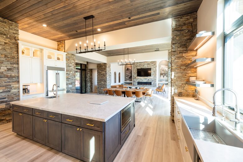 360° Views & Architectural Brilliance in Sedona - Sedona, Arizona