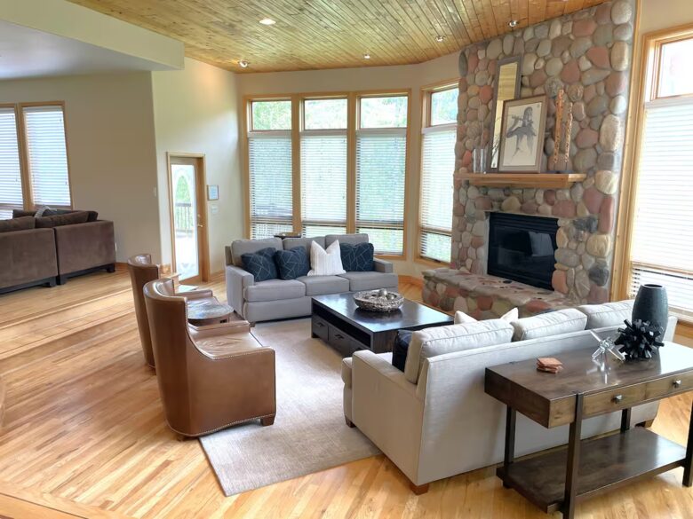 Edelweiss Chalet | Ski to Lift - Steamboat Springs, Colorado