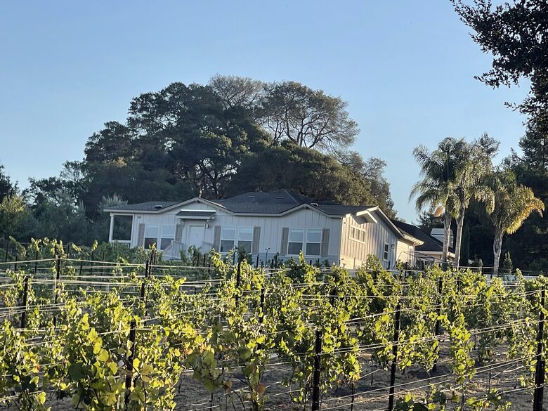 Petaluma One of a Kind Vineyard Residence - Petaluma, California
