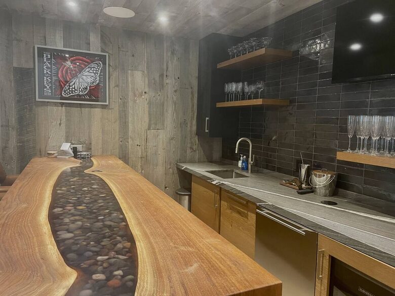 Edelweiss Chalet | Ski to Lift - Steamboat Springs, Colorado