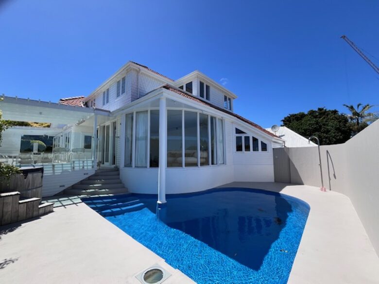Hamilton Road Hideaway | Tennis, Terrace, and Timeless Beauty - Auckland, New Zealand
