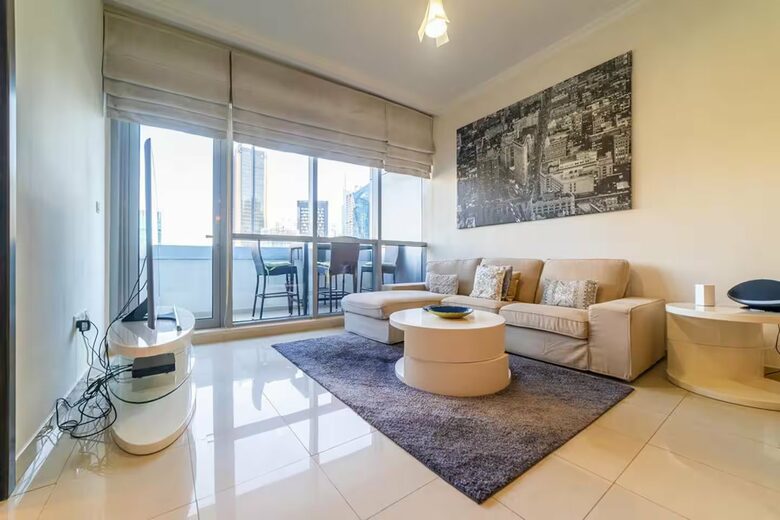 Waterfront Charm in Dubai Marina - Dubai, United Arab Emirates