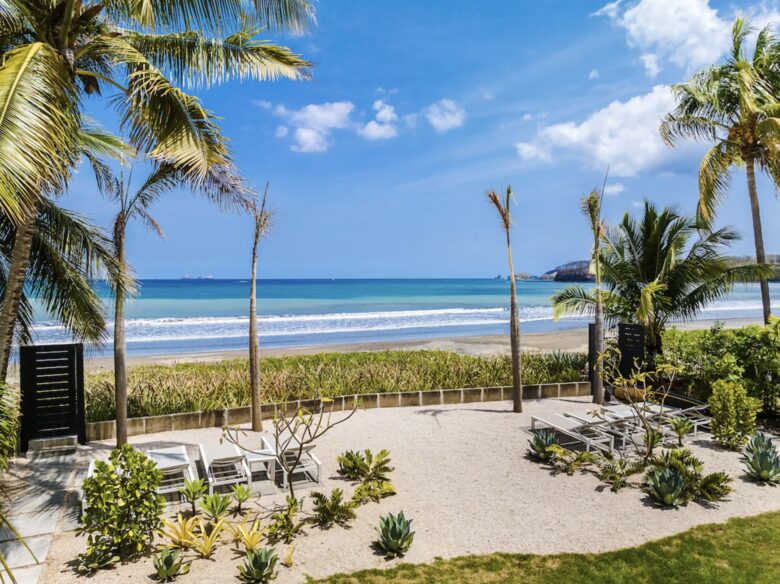 Oceanfront Elegance with Sustainable Luxury in Costa Rica - Provincia de Guanacaste, Santa Cruz, Costa Rica