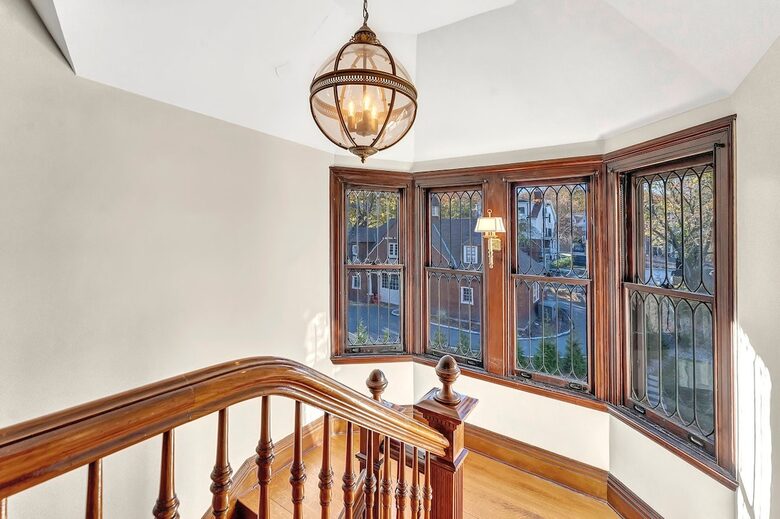 Historic Queen Anne Estate Near New York City - Montclair, New Jersey