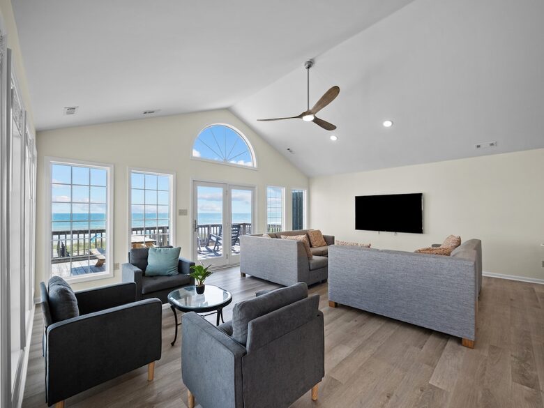 Exquisite Oceanfront Retreat with Endless Views - Emerald Isle, North Carolina
