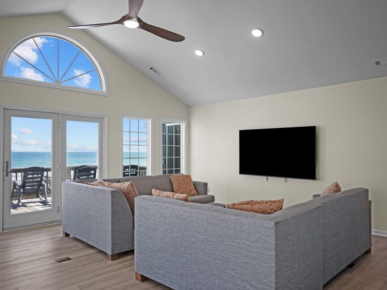 Exquisite Oceanfront Retreat with Endless Views - Emerald Isle, North Carolina