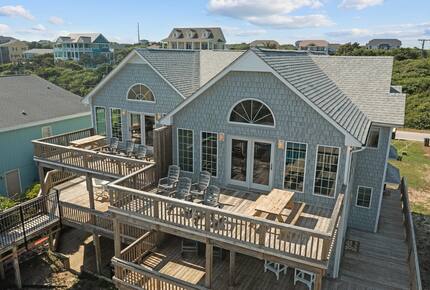 Exquisite Oceanfront Retreat with Endless Views - Emerald Isle, North Carolina