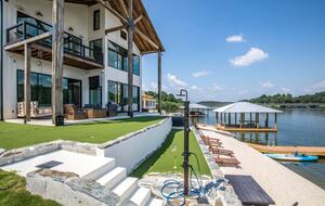 Breathtaking Lakefront Escape with Panoramic Views - Alexander City, Alabama