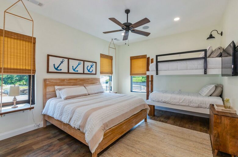 Breathtaking Lakefront Escape with Panoramic Views - Alexander City, Alabama