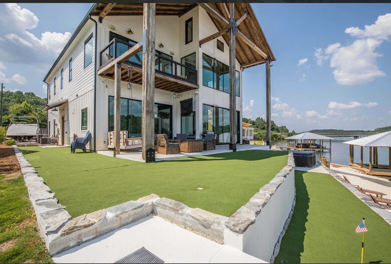 Breathtaking Lakefront Escape with Panoramic Views - Alexander City, Alabama