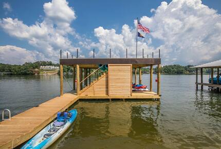 Breathtaking Lakefront Escape with Panoramic Views - Alexander City, Alabama
