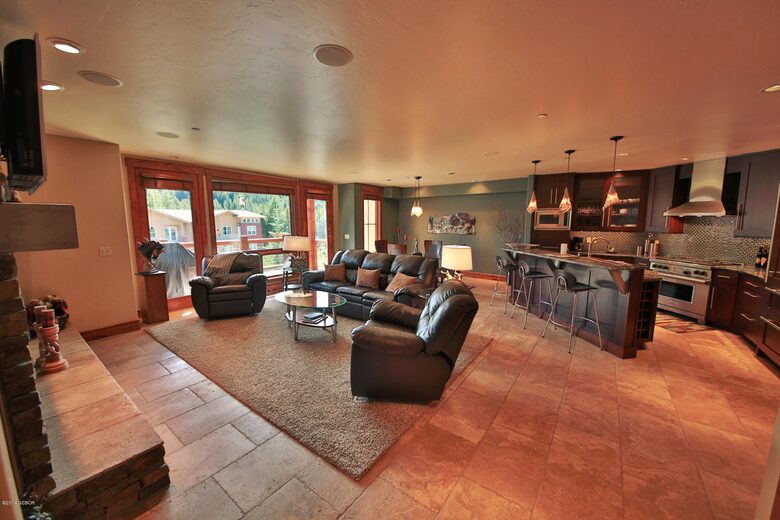 Elevated Mountain Retreat with Resort Views - Winter Park, Colorado