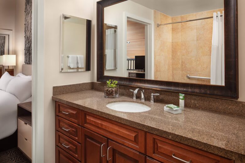 Marriott’s Streamside Douglas at Vail | 2 Bedroom Bi Level Loft - Vail, Colorado