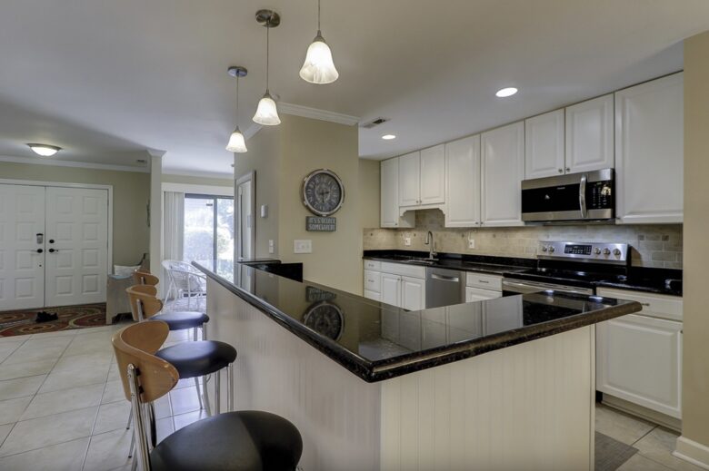 Hilton Head Haven | With Resort-Style Amenities - Hilton Head Island, South Carolina