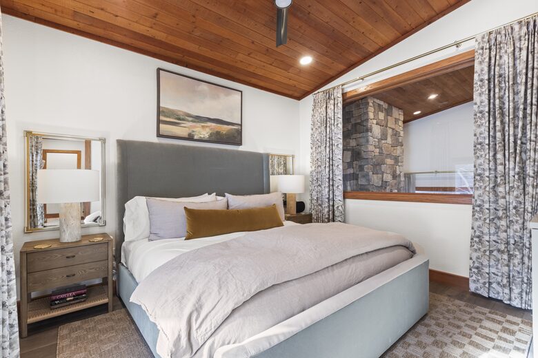 Sophisticated Boulder Creek Retreat - Park City, Utah