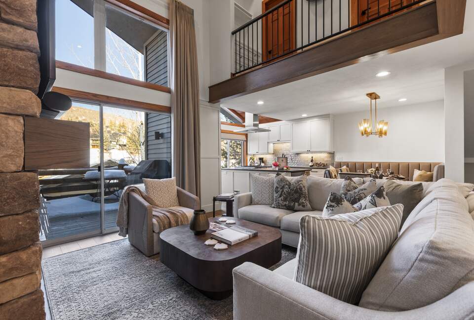 Sophisticated Boulder Creek Retreat - Park City, Utah