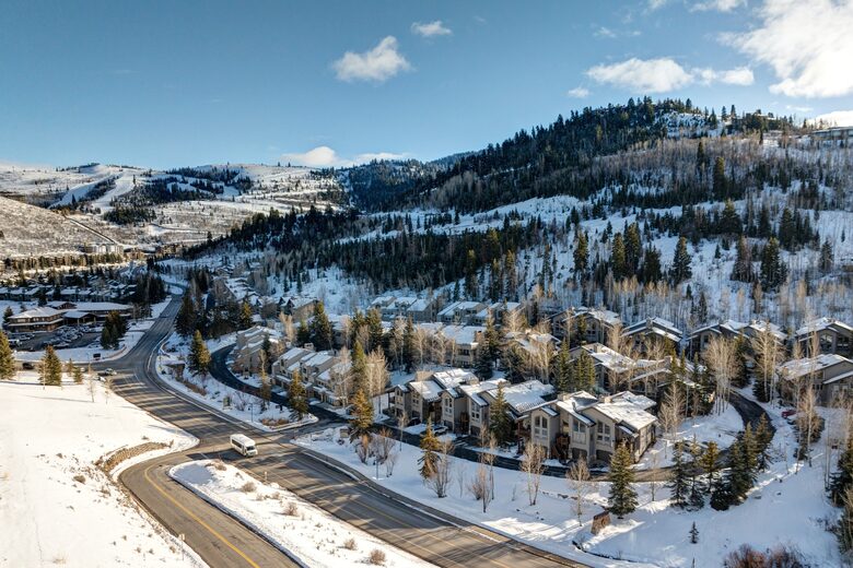 Sophisticated Boulder Creek Retreat - Park City, Utah